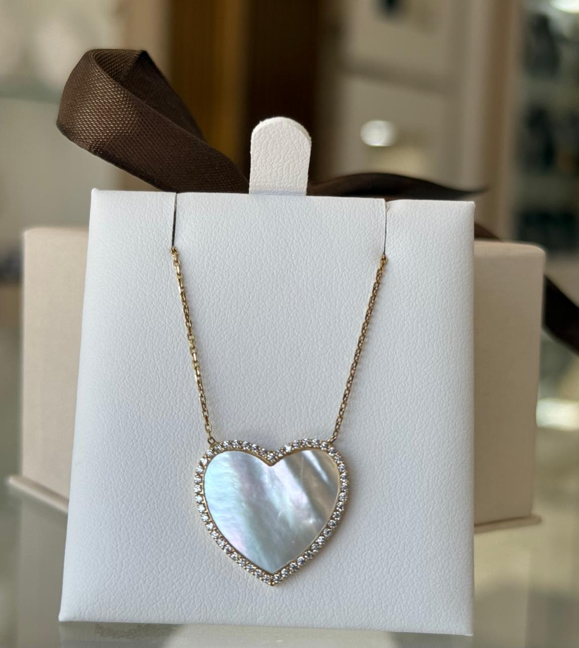 CADENA CORAZON MADREPERLA 18K 4G 46CM